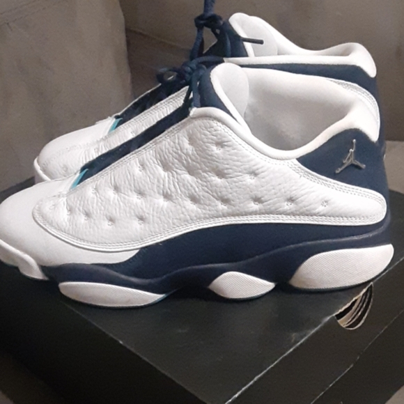 Jordan Other - Jordan retro 13s "hornets"